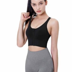 pantalones cortos de gimnasio con agujeros