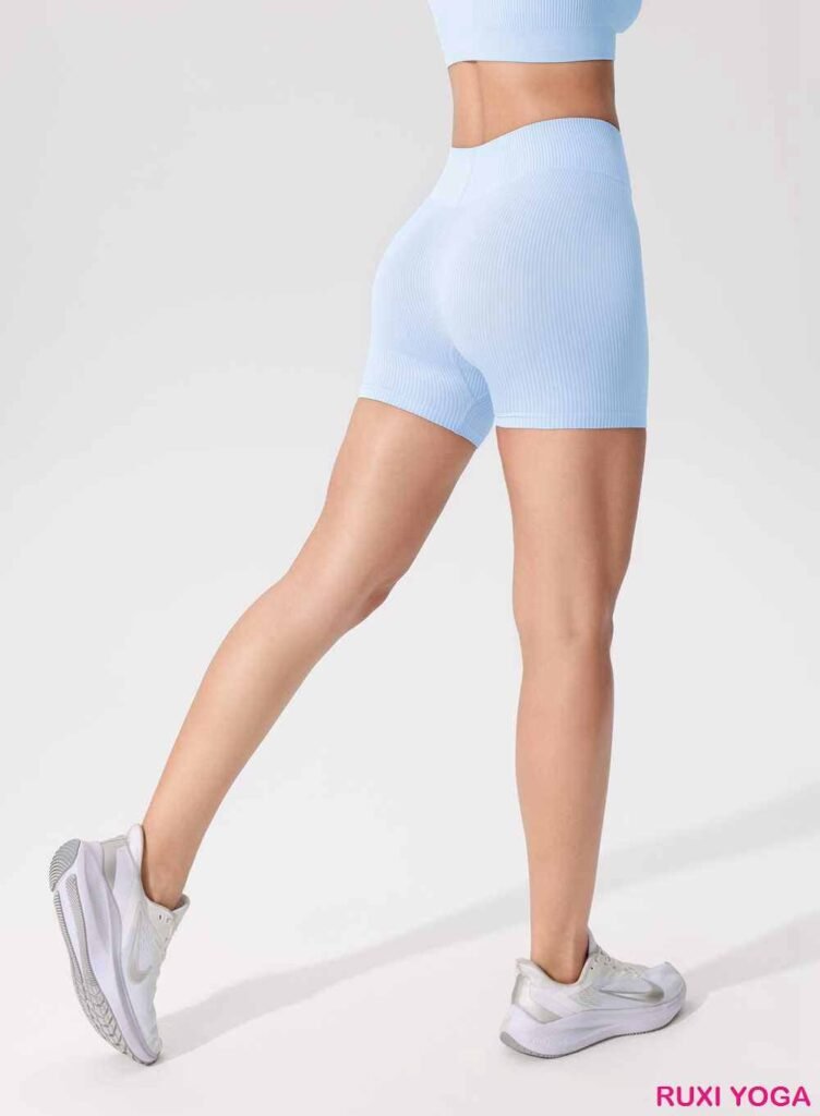 Chaleco y pantalones cortos de baloncesto