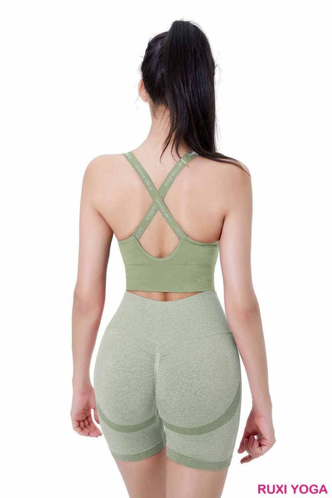Yoga corto de Adriene RUXI dr3858