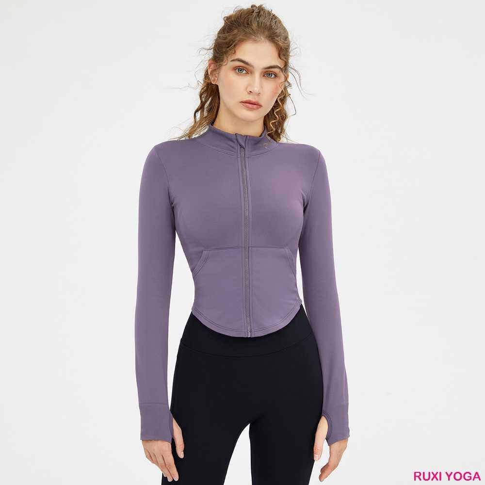 Conjunto de gimnasia con efecto tie dye